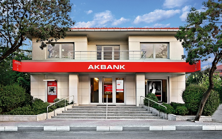 Akbank Temmuzda 3. Kez Faiz İndirdi