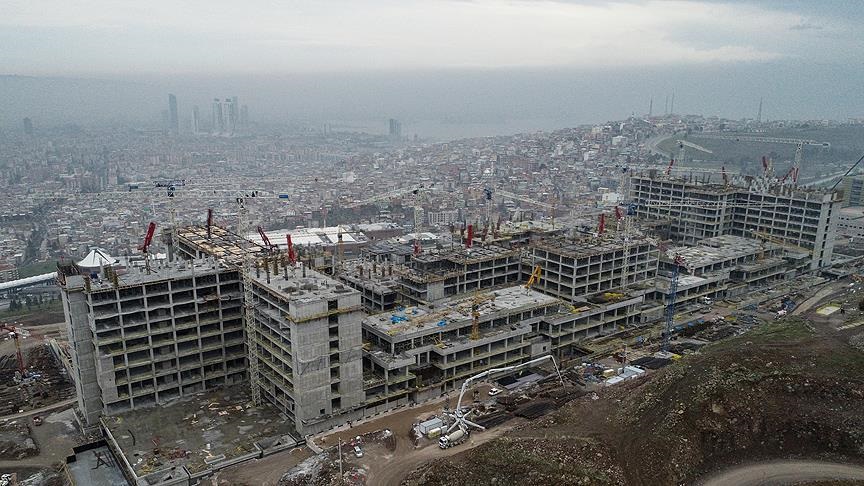 Bayraklı Şehir Hastanesi İçin Ulaşım Eleştirisi