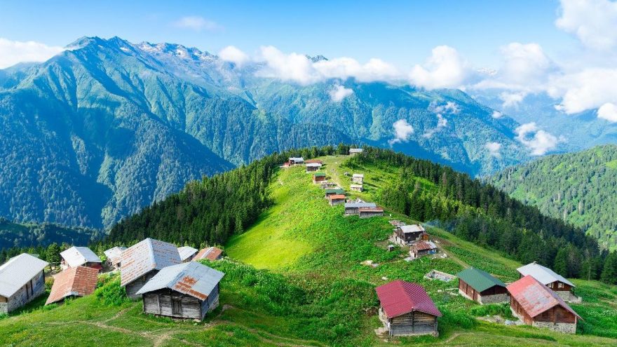 Ayder Yaylası'nda Kaçak Yapılar Yıkılacak