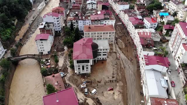 Dereli ve Doğakent'te Kalıcı Konutlar İçin Çalışmalara Başlandı