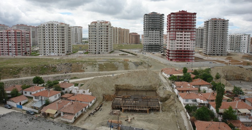 Maliyetlerdeki Artış Müteahhitleri Zora Soktu