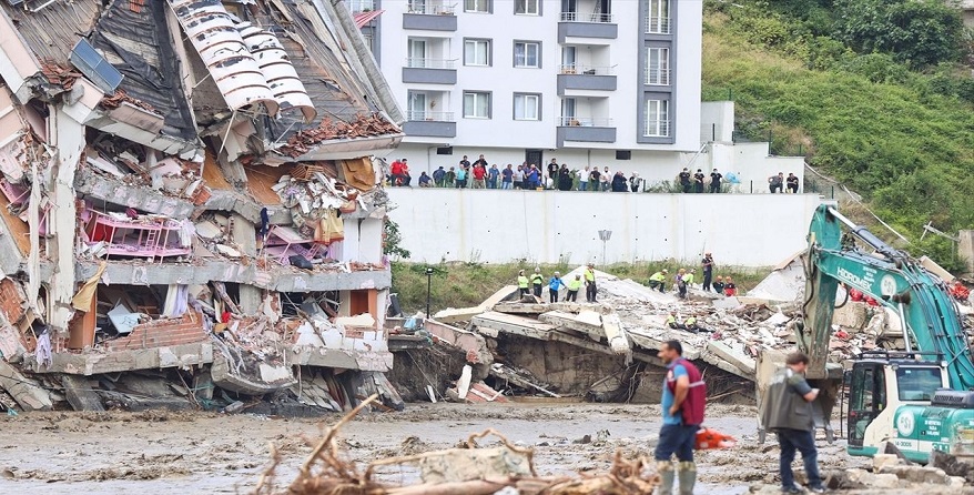 Afetlerde Yıkılan Binalardan Kim Sorumlu?