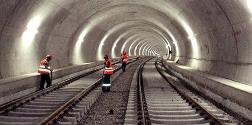 İstanbul'daki 8 Metro Hattında Çalışmalar Hız Kesmeden Devam Ediyor