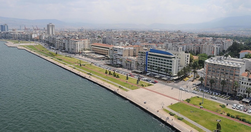 Karşıyaka'da Mavişehir ve Bostanlı, Konak'ta Güzelyalı ve Kordon'da Sıvılaşma Riski Var