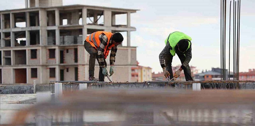 Yetki Belgesi Olmayan Ustalar İnşaatta Çalışamayacak