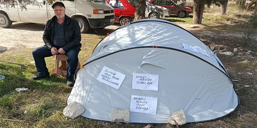 Adliyenin Karşısında Kira Nöbeti Tuttu