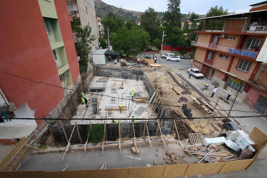 Bayraklı Kültür Merkezi ve Cemevi Projesinin Temeli Atıldı